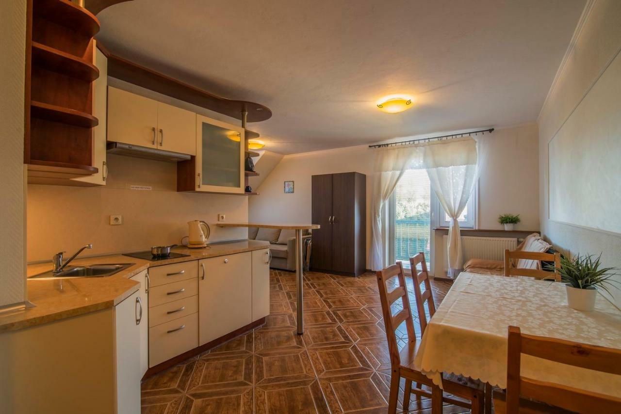 Pionow Rodzinne Apartamenty Urocza 10 Krynica Morska Luaran gambar