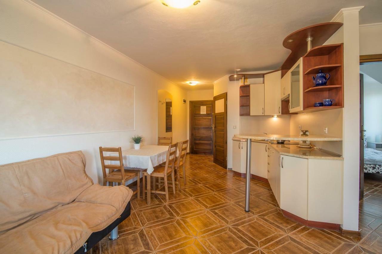 Pionow Rodzinne Apartamenty Urocza 10 Krynica Morska Luaran gambar