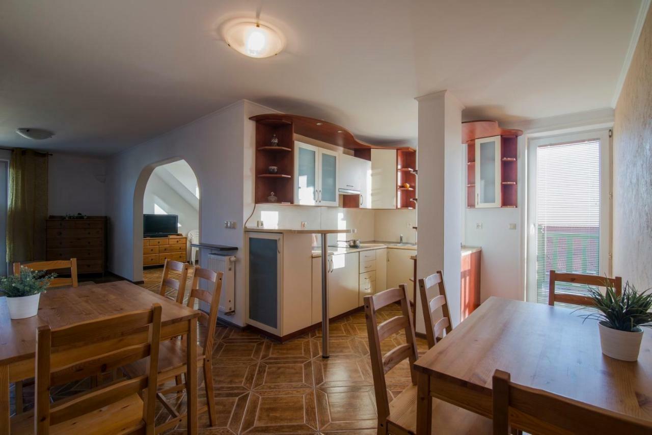 Pionow Rodzinne Apartamenty Urocza 10 Krynica Morska Luaran gambar