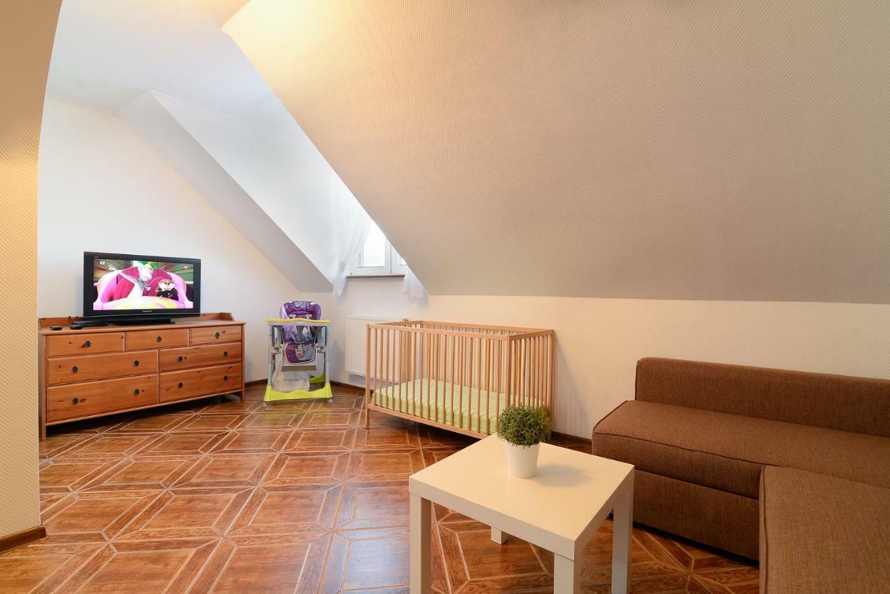 Pionow Rodzinne Apartamenty Urocza 10 Krynica Morska Luaran gambar